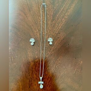 Sterling Silver Set 18”Chain&Pendant1”Necklace and Earring with cubic zirconia